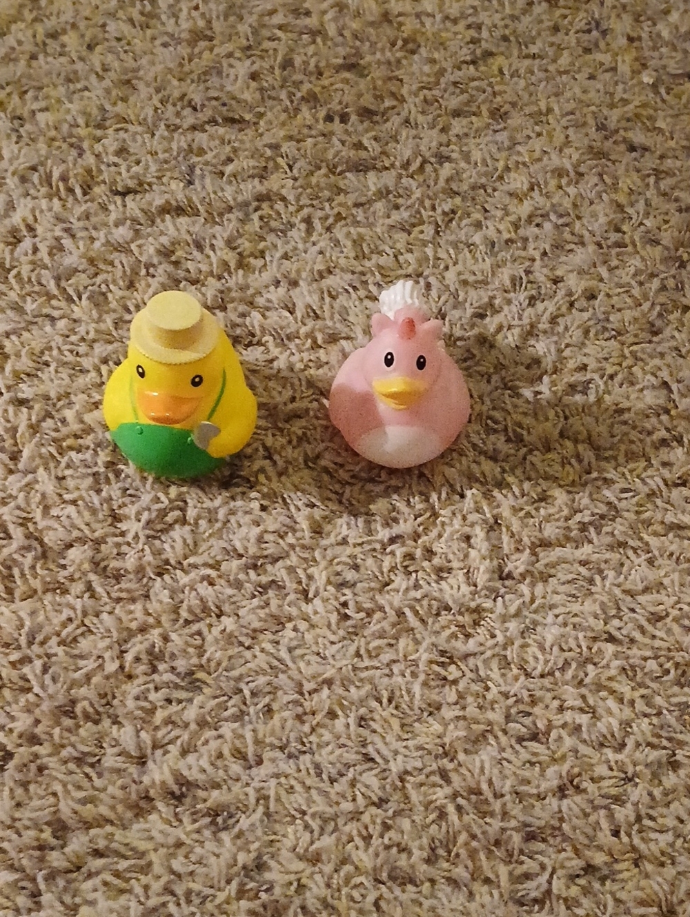 INC International Concepts Yellow & Pink Rubber Duck Bath Buddies